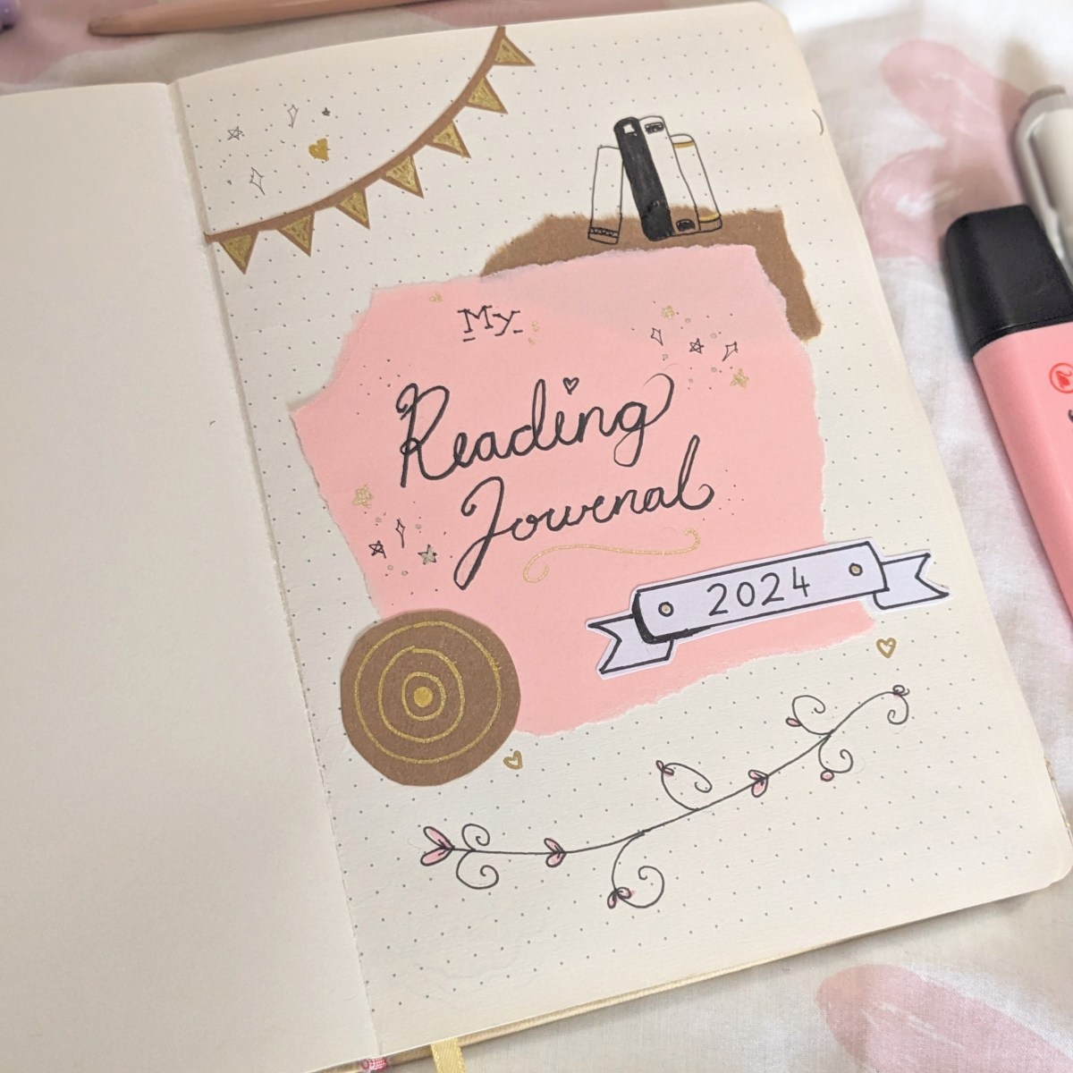 My 2024 Reading Journal (+Free Bookshelf&nbsp;PDF)